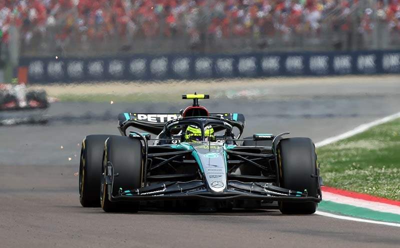 Formel 1 - Mercedes-AMG Petronas Motorsport, Großer Preis der Emilia Romagna 2024. Lewis Hamilton 

Formula One - Mercedes-AMG Petronas Motorsport, Emilia Romagna GP 2024. Lewis Hamilton